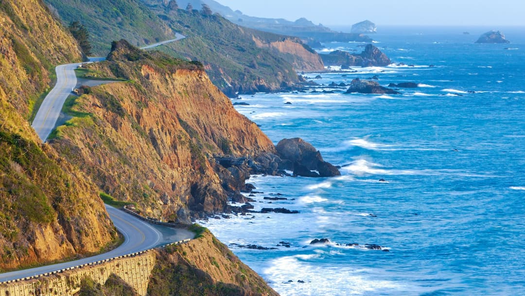 Big Sur Group Escape: Cliffs, Calm, and a Jet-Set Arrival